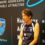 「上から叩き潰すぐらいの気概で」J１昇格候補の横浜FCが見据える景色。須藤監督は奮い立つ「内容と結果、両極を取れるように」